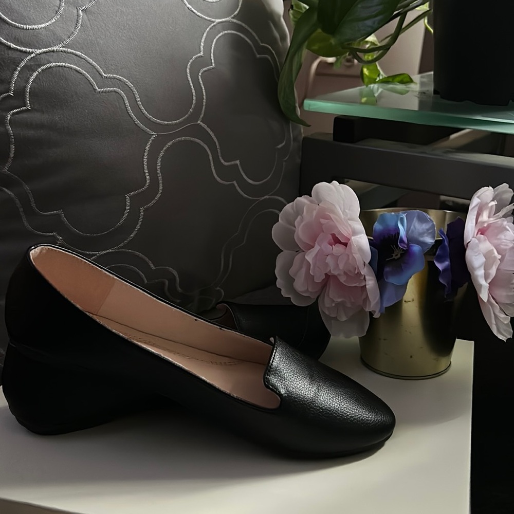 Black flats